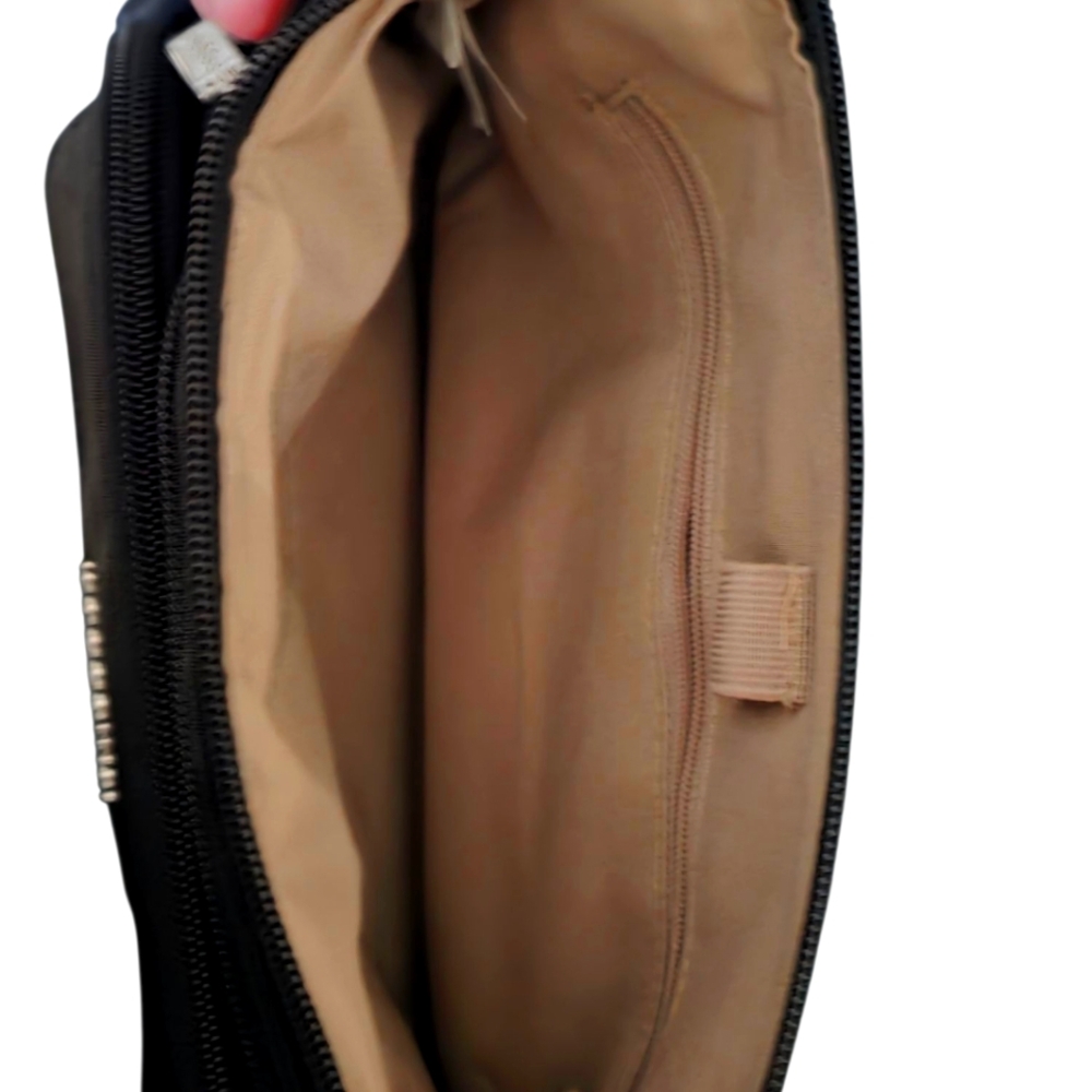 Baggallini Crossbody Lots Of Zippers - Picture 4 of 4